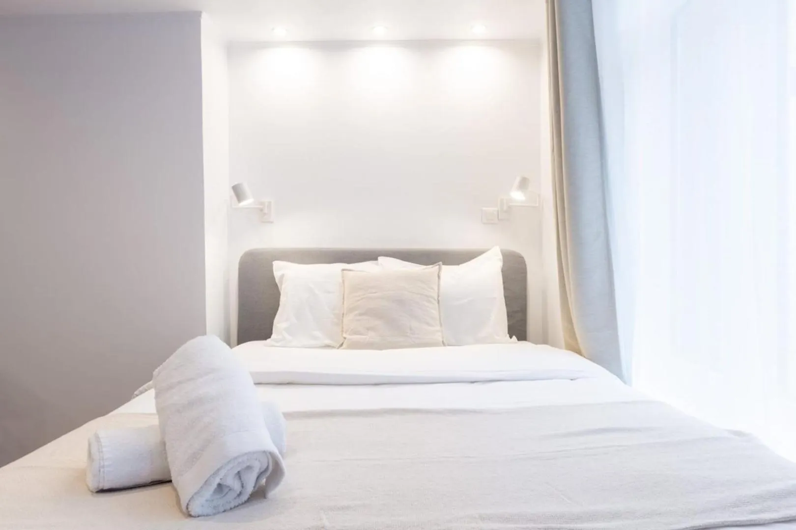 Old Lille - Studio Ideally Located ! 0*,